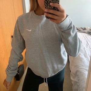Nike crewneck